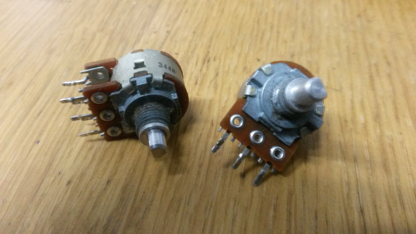 Early Soundcraft ALPS pots with mini D top