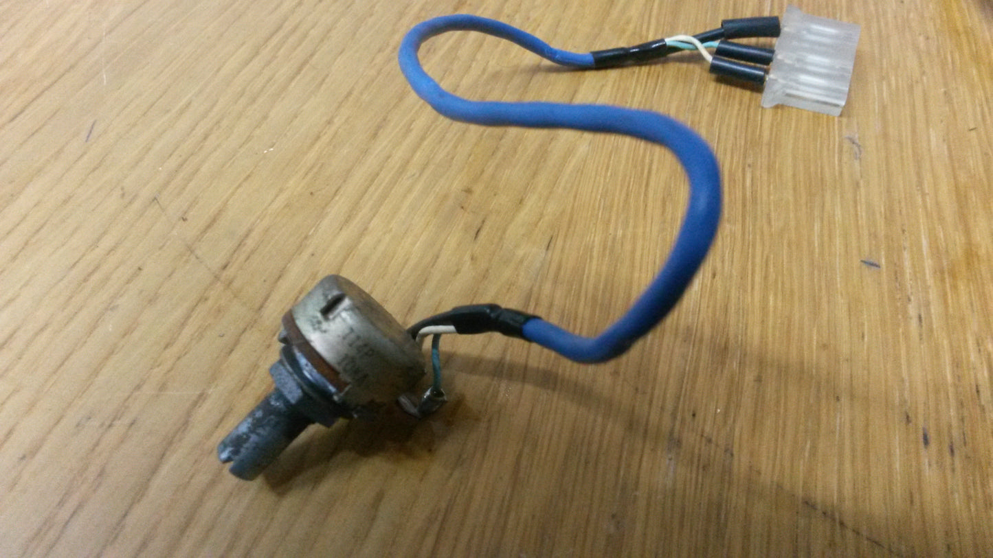 Teac 80-8 10ka log pot variable resistor volume control