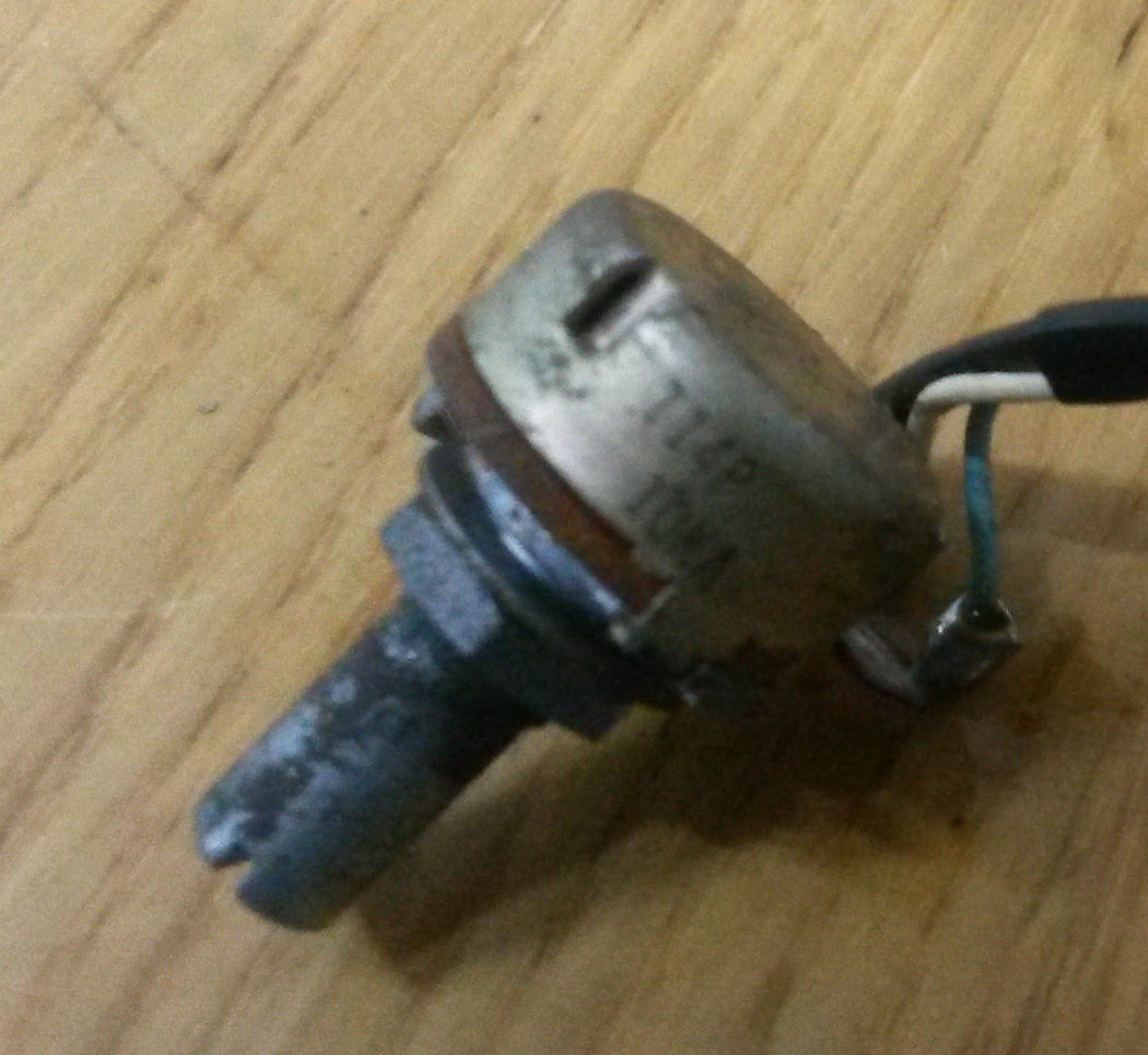 Teac 80-8 10ka log pot variable resistor volume control