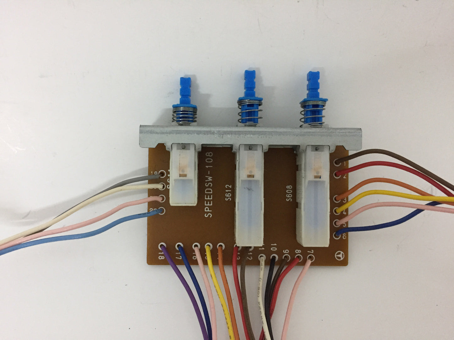 Tascam 32 34-B speedsw-108 52100745-01 5210074501