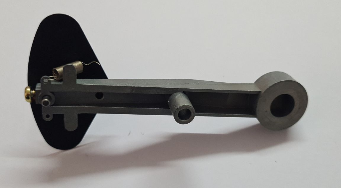 Fostex R8  Tape guide tension arms