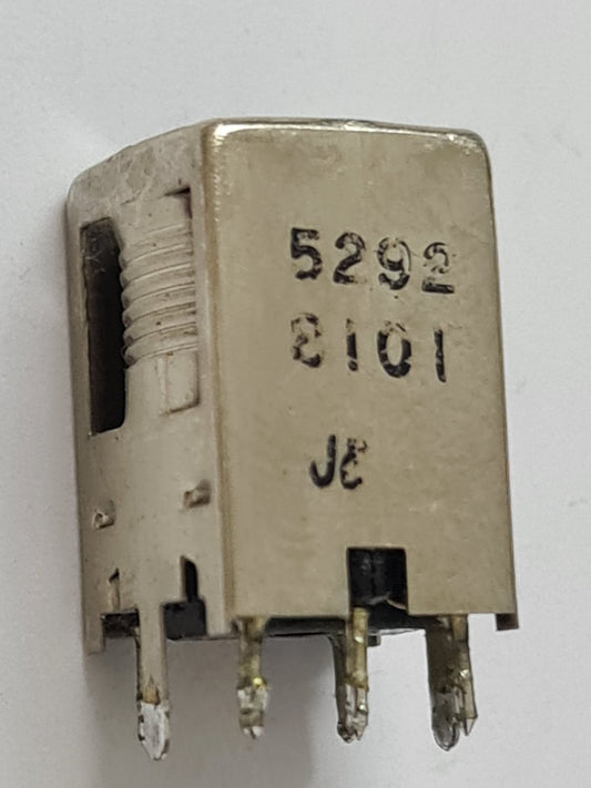 TASCAM 424  PCB INDUCTOR 52928101