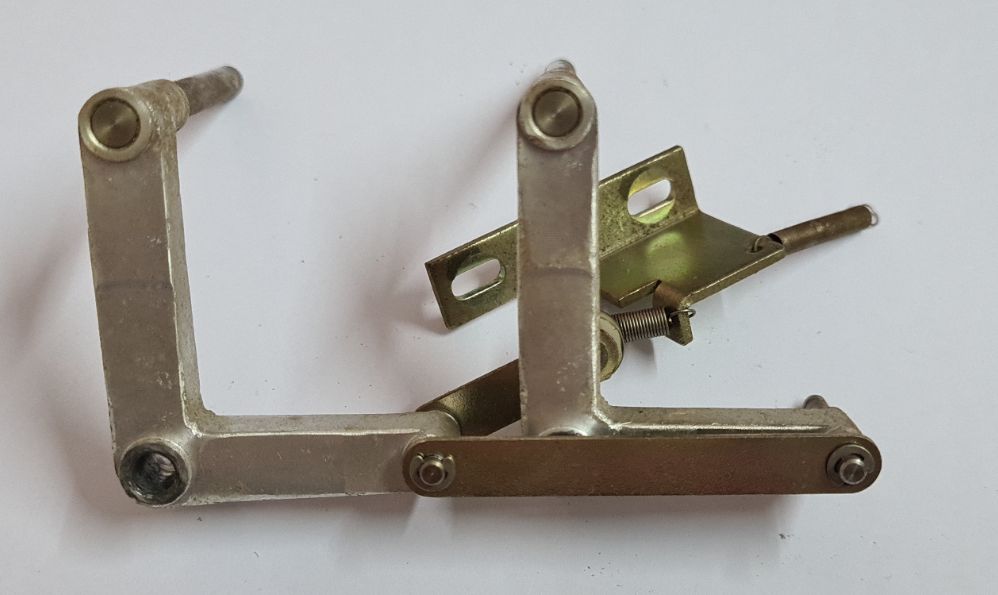 Teac 85-16 tape lifters
