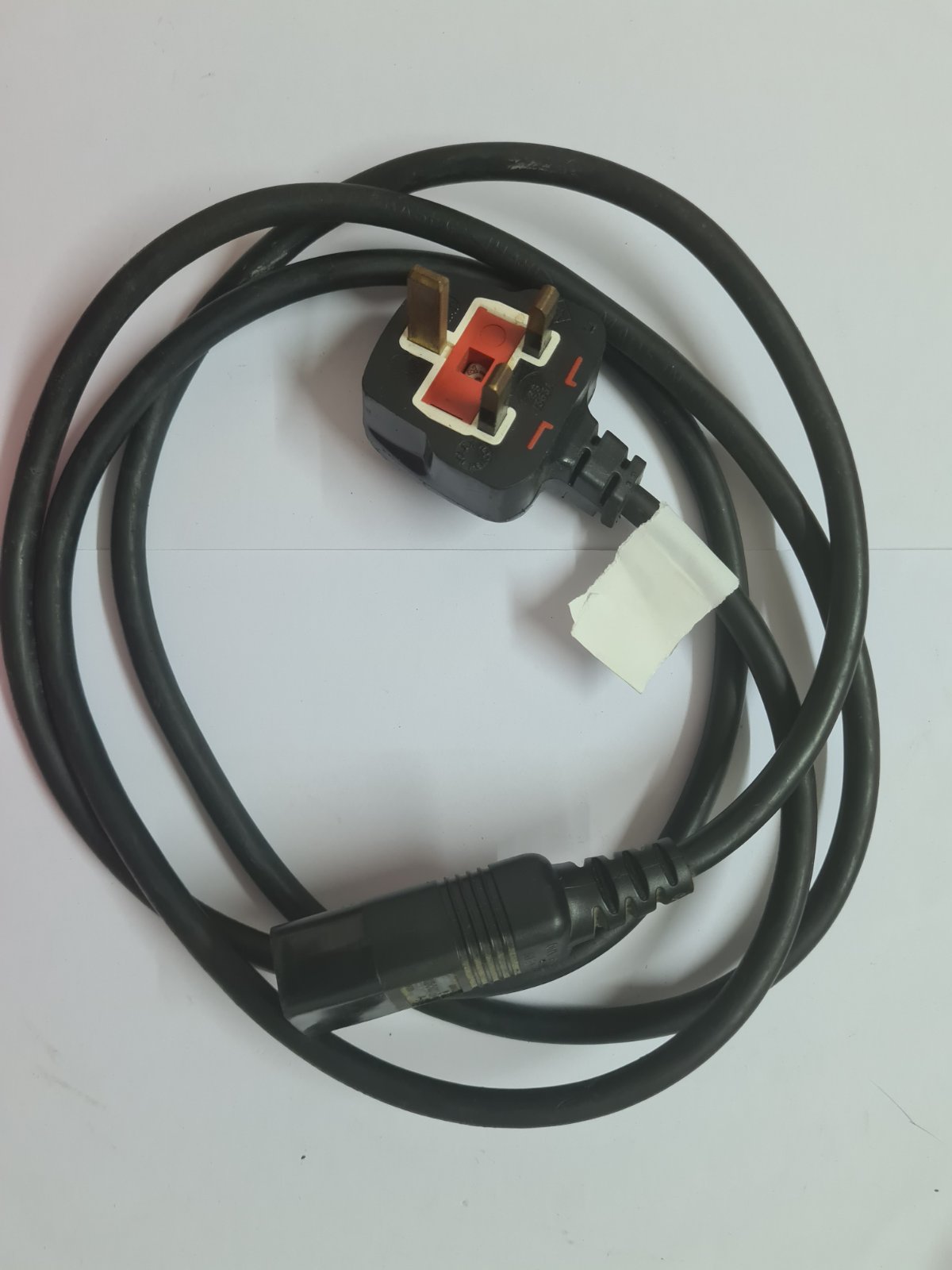 Soundcraft large desks 3 pin mains power cable – Tascam Ninja