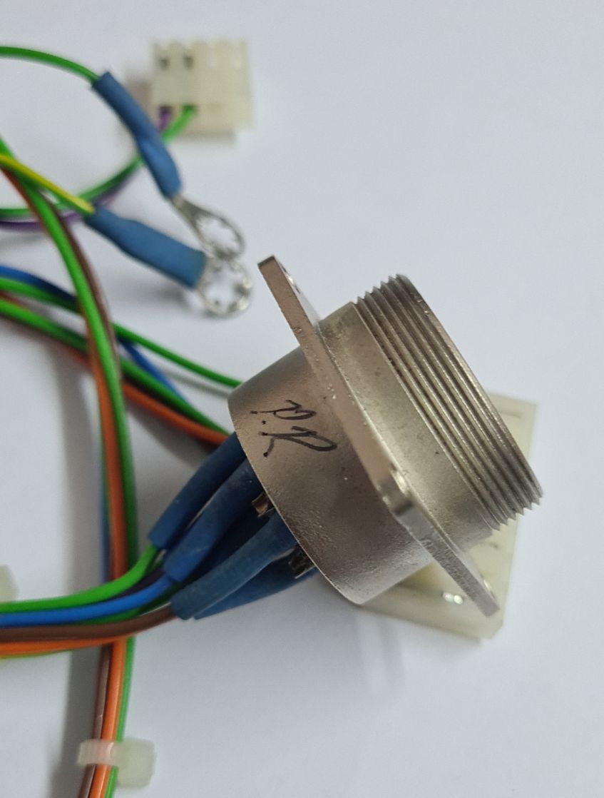 Soundcraft 16 pin round panel plug HRS