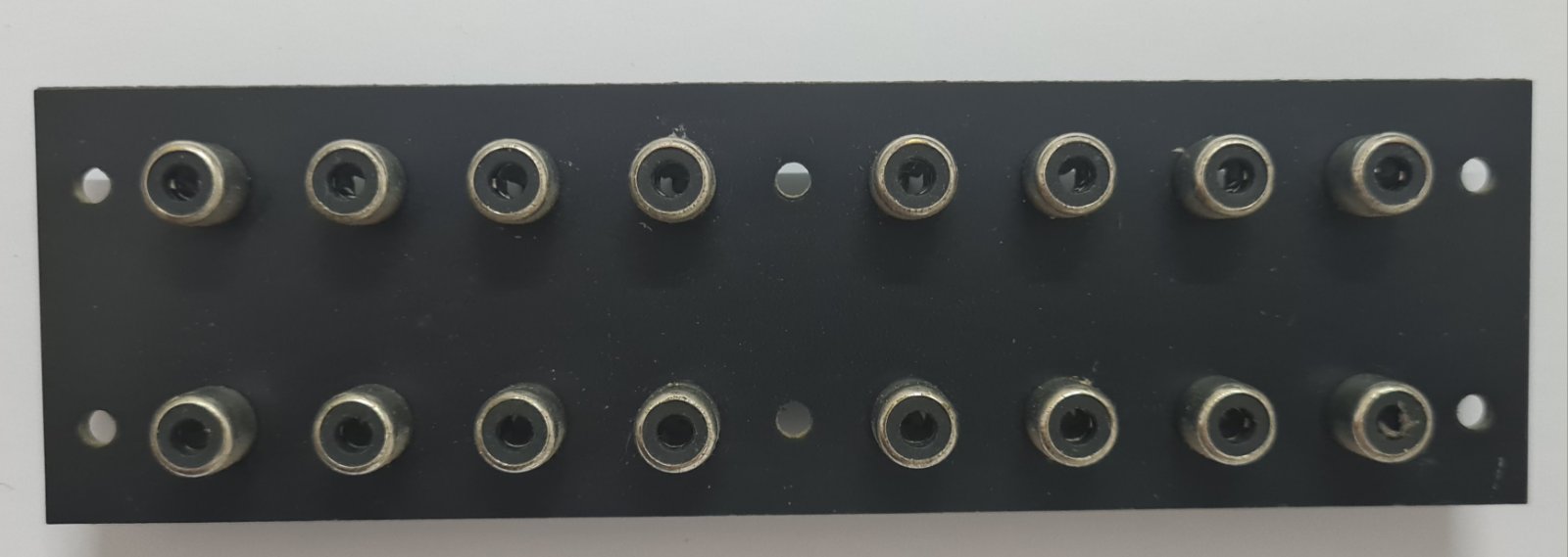 Paxolin Socket Teac 85-16 paxolin 16 way phono panel – Tascam Ninja