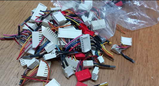 Molex 5050 header plugs used Customer choice