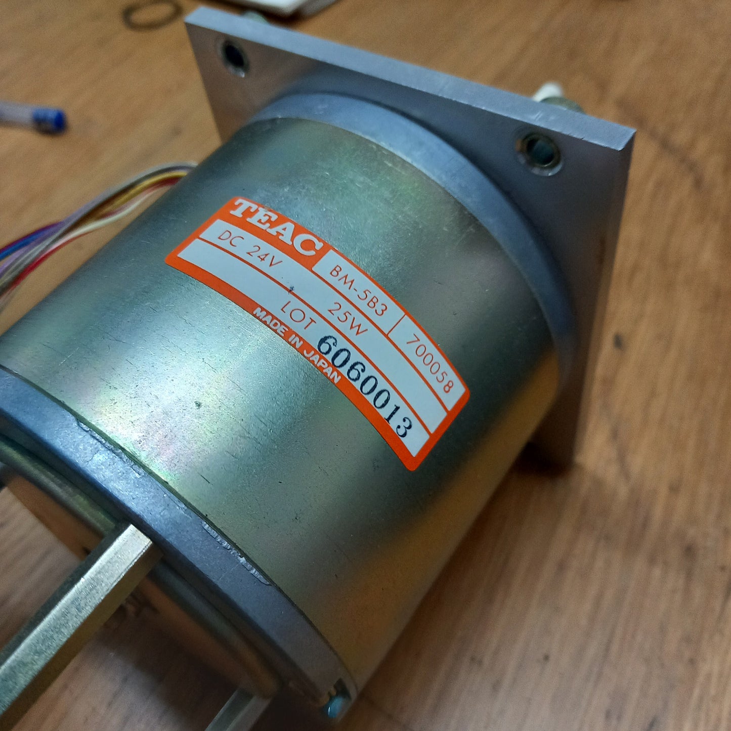 Tascam 48-OB Capstan motor BM-5B3 volt 25 watt