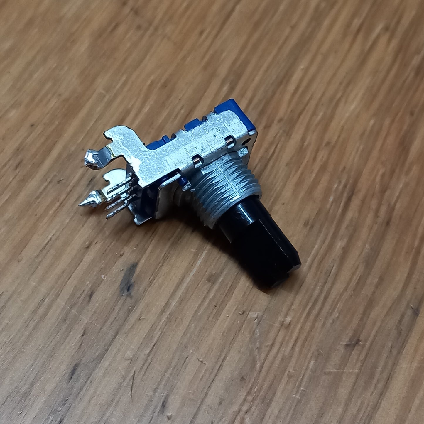 M-2600 input channel laps variable resistors pots volume controls