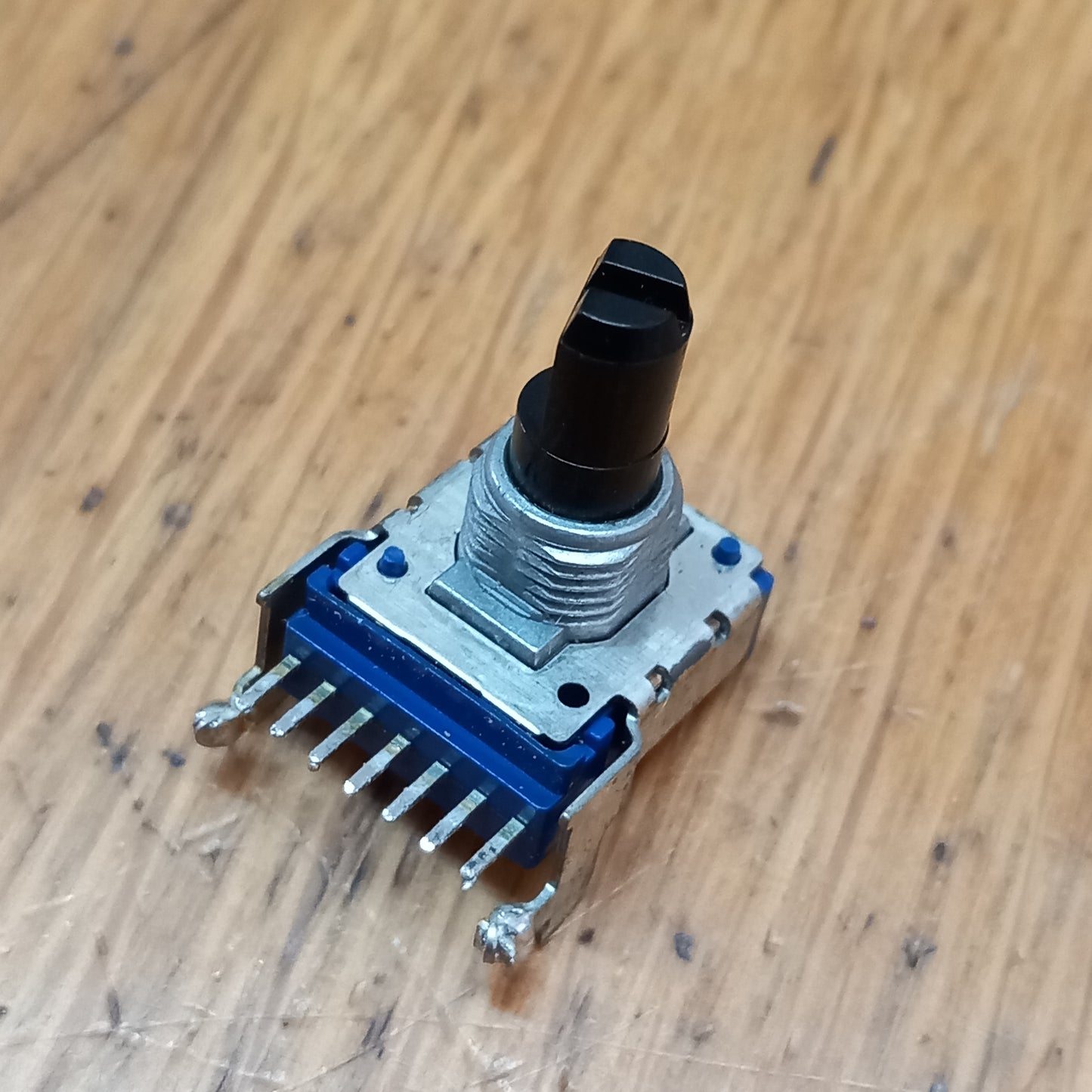 M-2600 input channel laps variable resistors pots volume controls