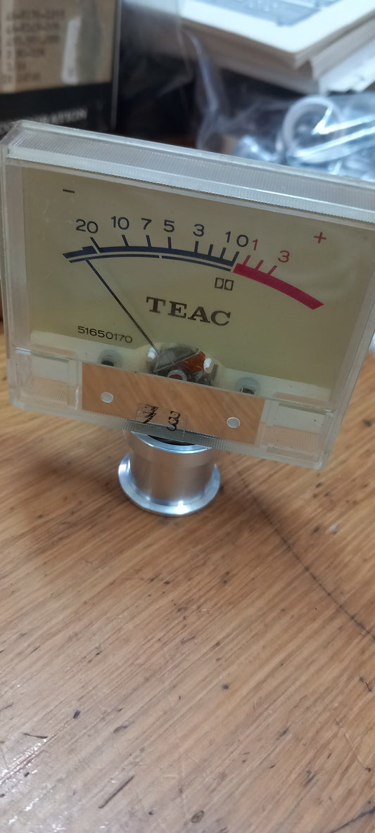 Teac A-2300SD 51650170 VU Meter