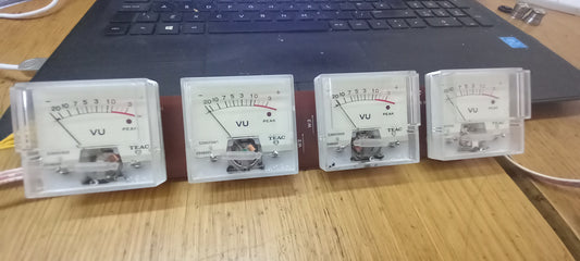Tascam 234 4xVU meters 5296005000 pcb 52101182-00