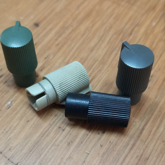 Fostex X26 small knob pushbutton