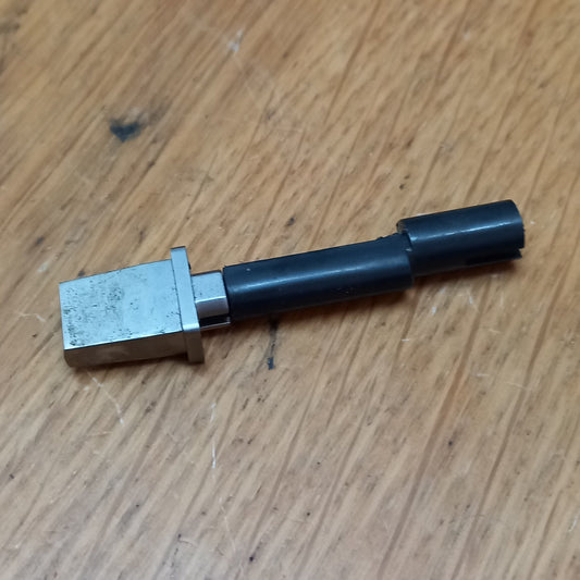 Teac V-9 push button and spigot small