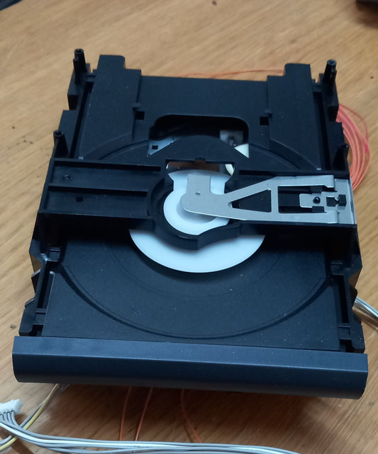 Tascam CD-A500 CD PLAYER KSL-212BCM
