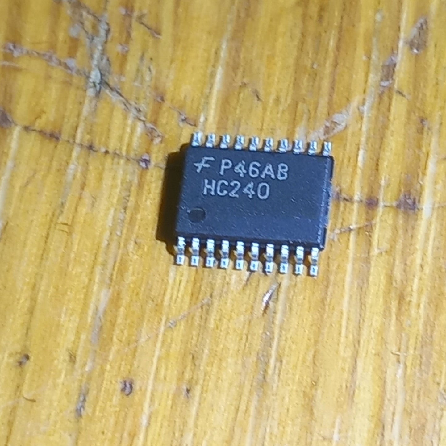 74HC240D smt IC