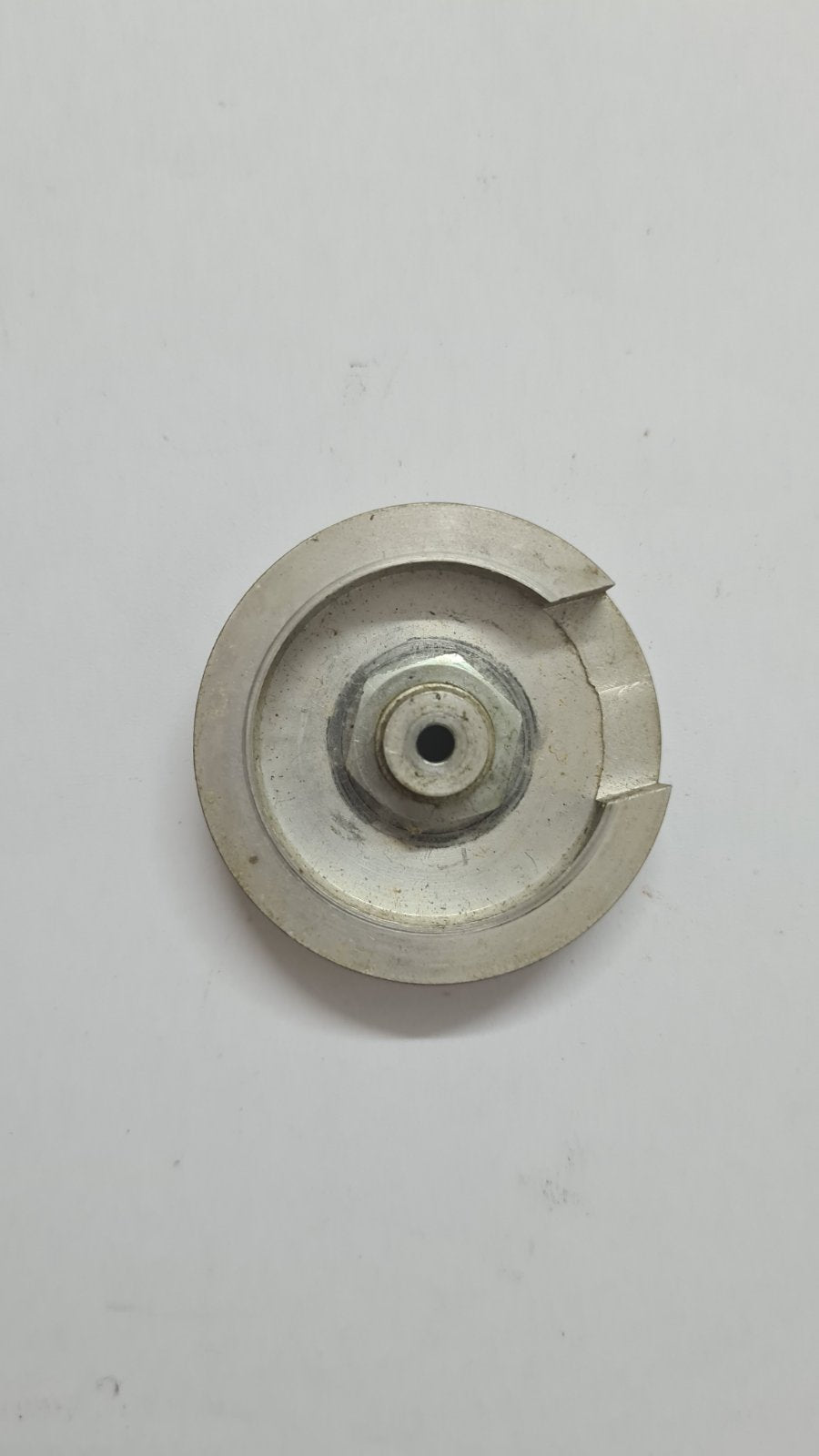 Tascam ATR-60-8 PINCH ROLLER COVER AND SCREW