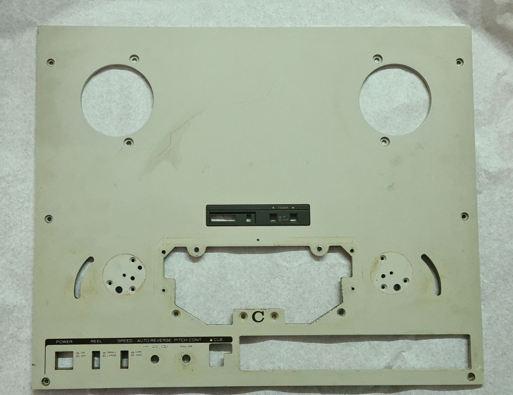 TEAC X-10R FRONT PANEL IN VARIOUS STATES