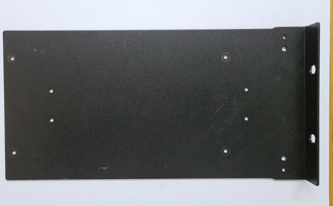 TASCAM 322 BLACK METAL RACK RAIL SIDE PANEL