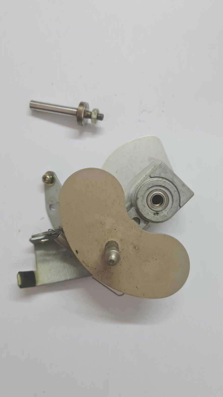 Tascam ATR-60-8 RIGHT TENSION ARM