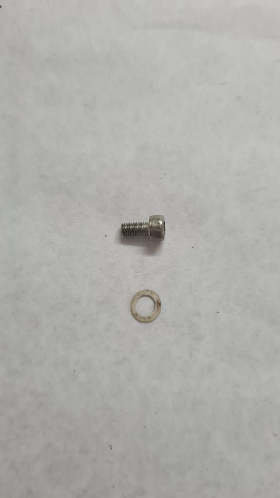 Tascam ATR-60 set screw small or large