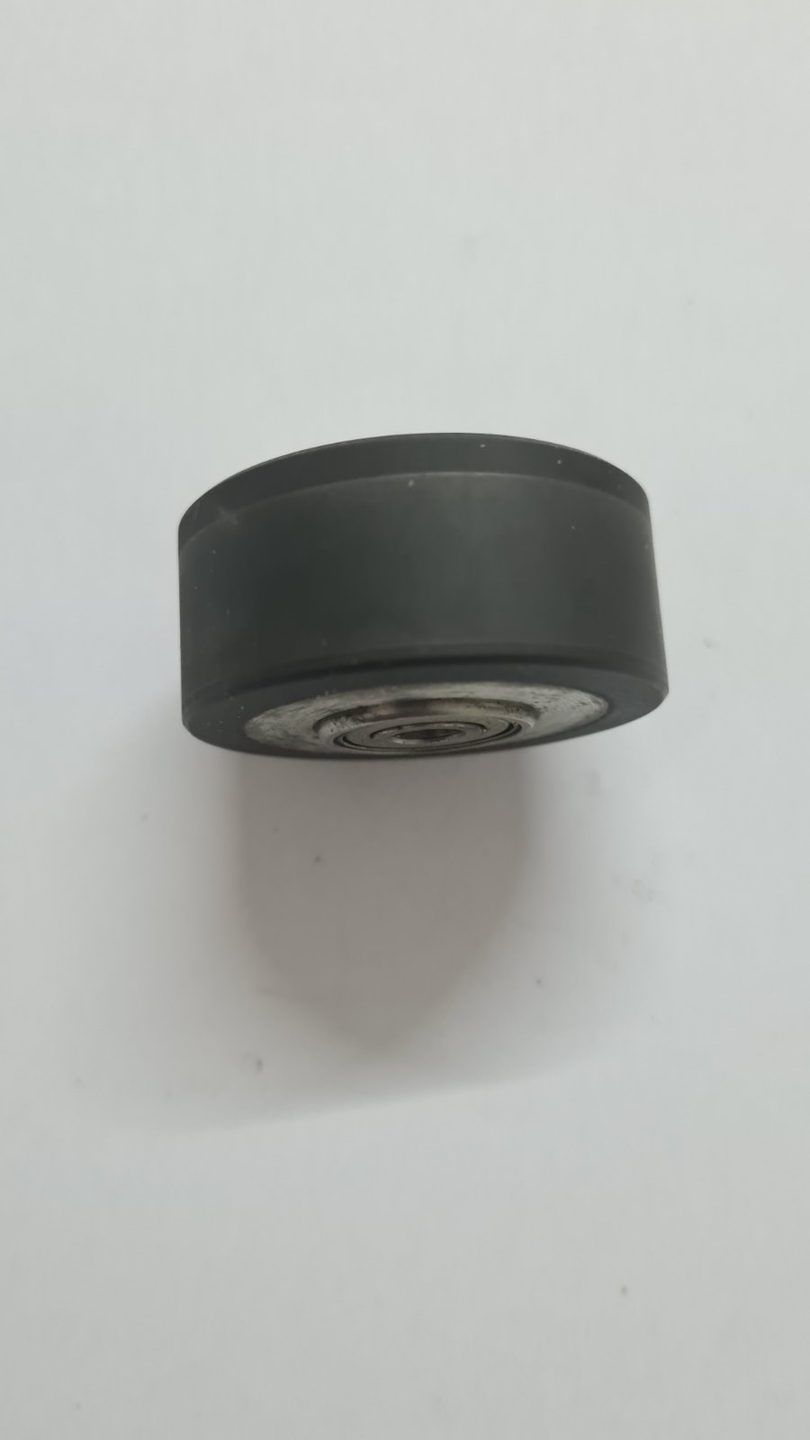 TASCAM ATR-60-8 PINCH ROLLER HUB FOR REPAIR RUBBER NO GOOD