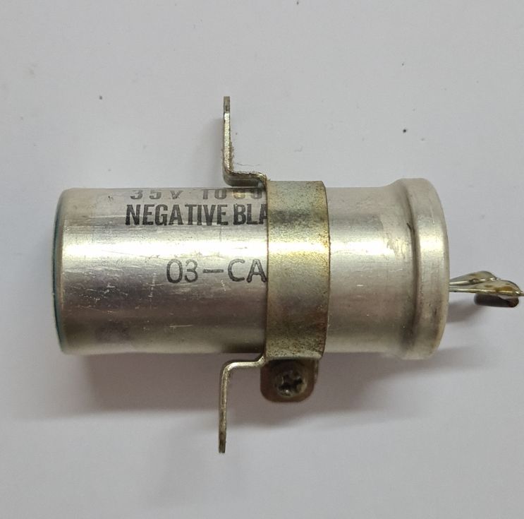 Teac A-4010? Old  capacitor 35 volt 1000uf