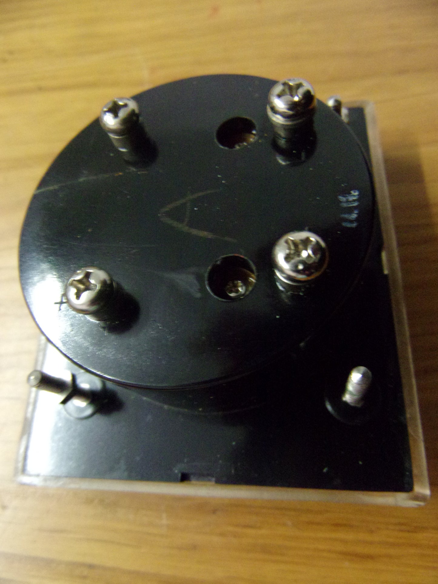 TEAC A-2050 58114-2 VU meter