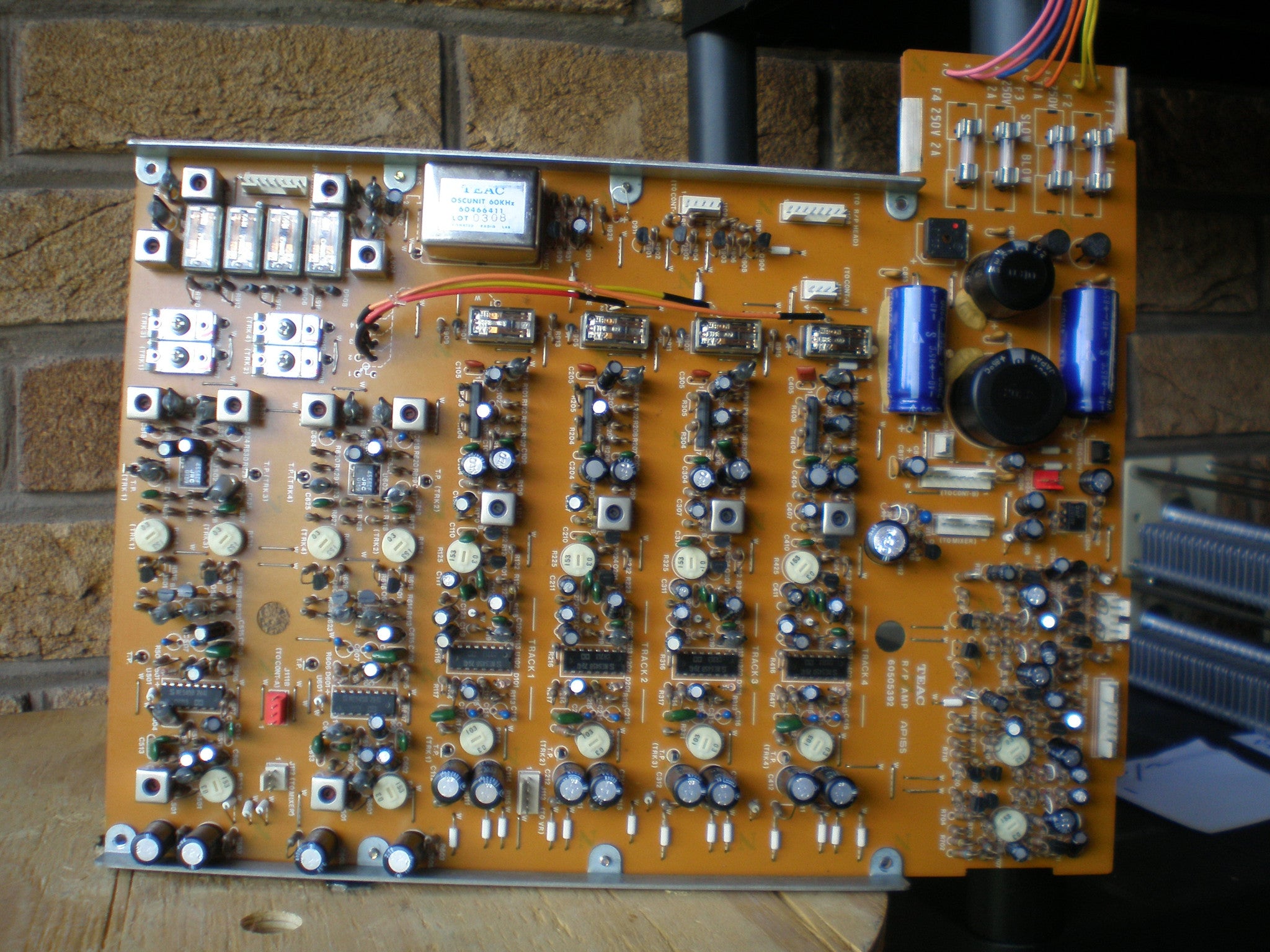 Tascam 144 portastudio main pcb R/P amp 60505392 – Tascam Ninja