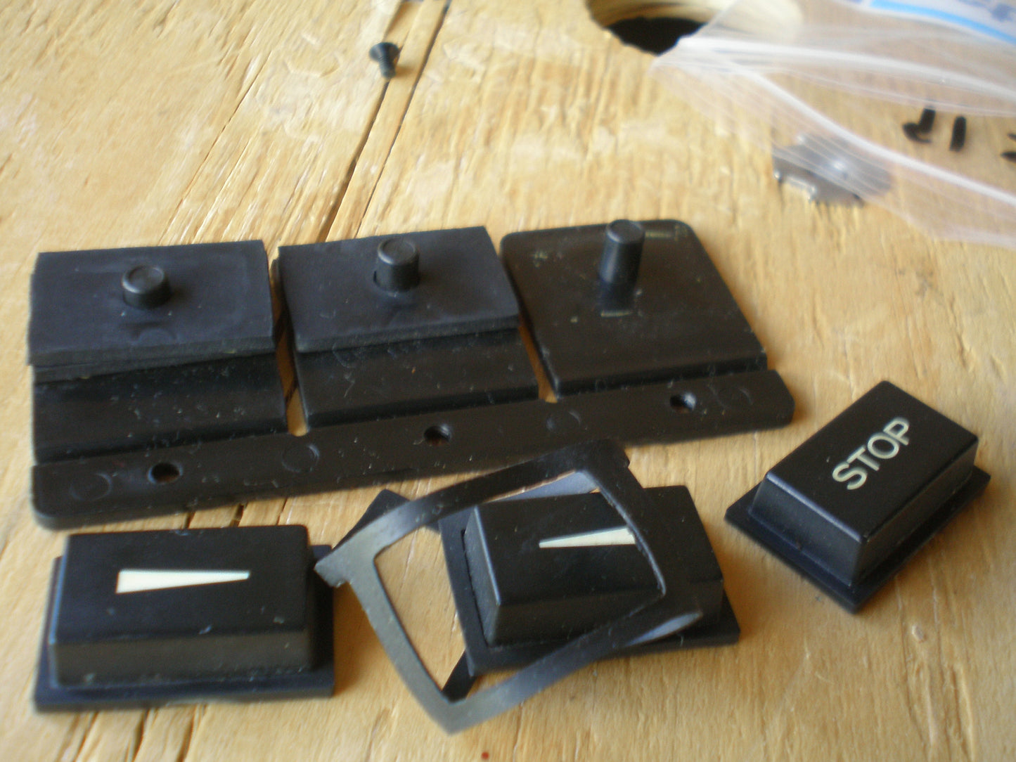Teac A3300 push buttons and rear mounting pads