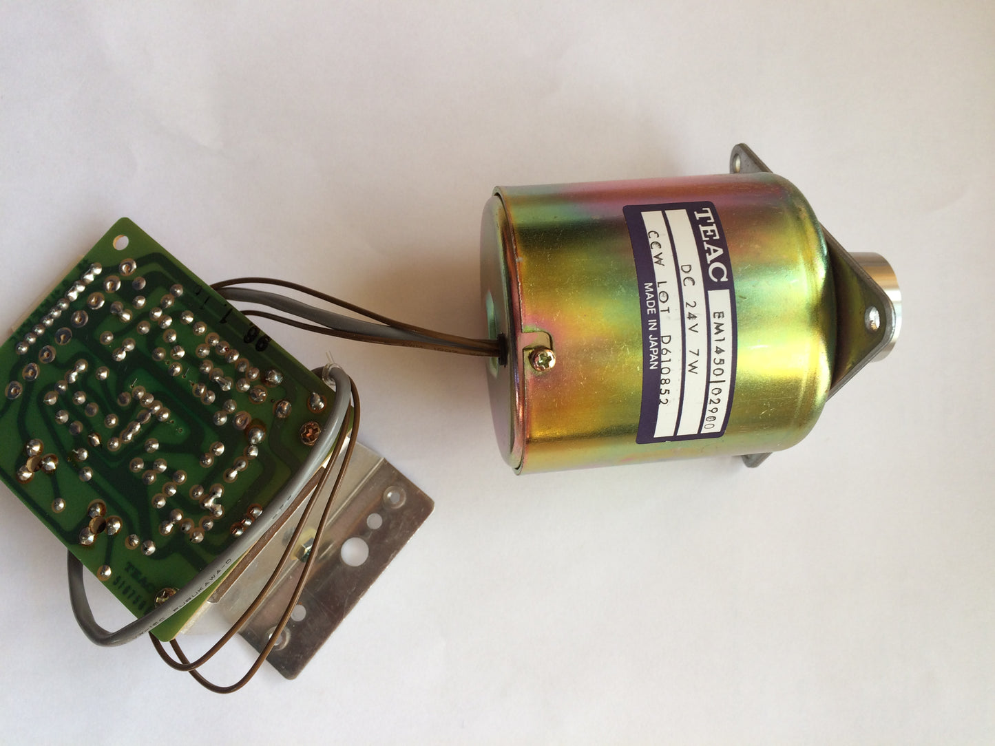 Tascam TEAC EM1450 Capstan Motor New and pcb 51675661