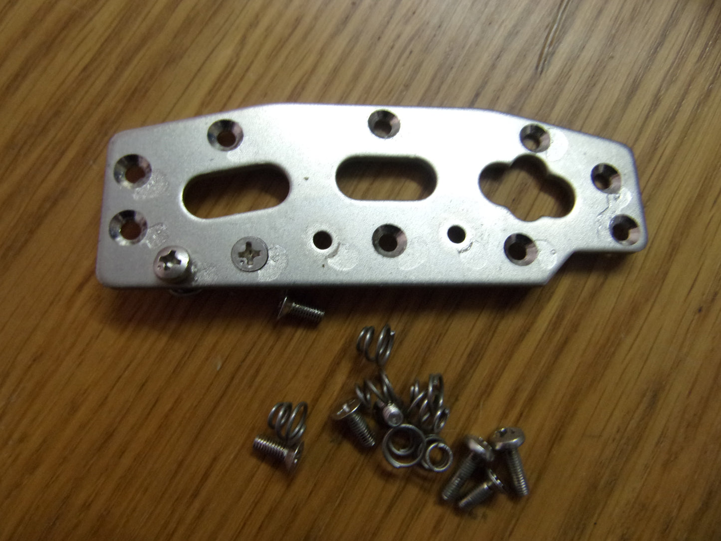 Tascam 34b Head plate and screws