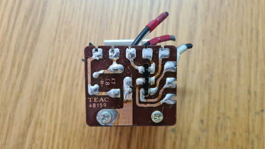 Teac A-4010S PCB 48159 one relay