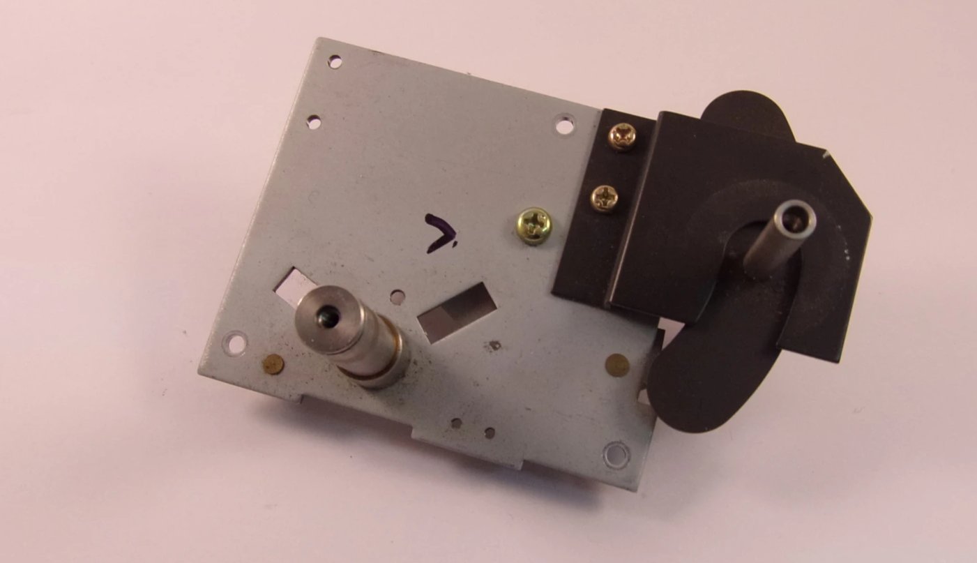 Tascam  MSR-16 Tenson arm assembly and peg left or right