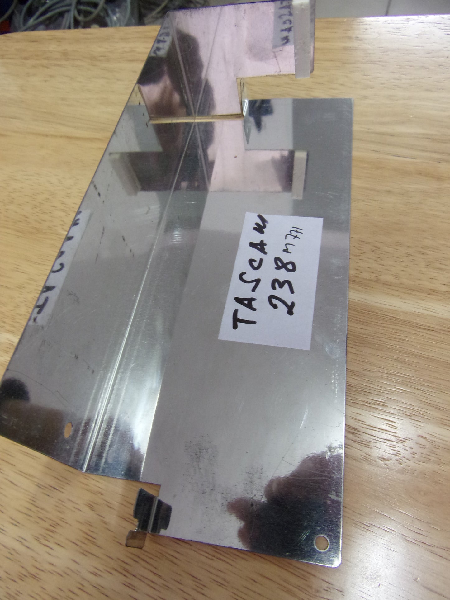 Tascam 238 internal screening plate