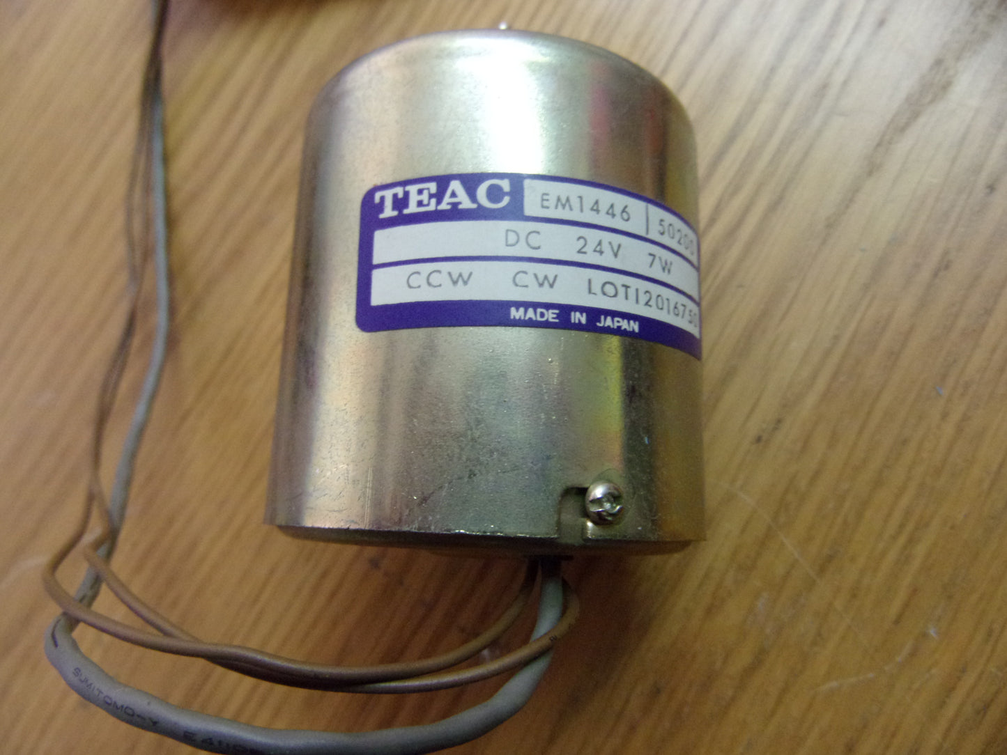 TASCAM TEAC EM1446 CAPSTAN MOTOR  reversing model CW CCW