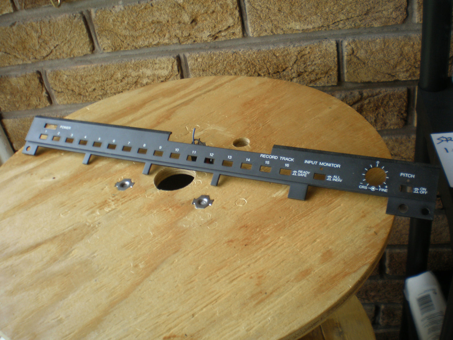 Fostex B16 metal record select panel