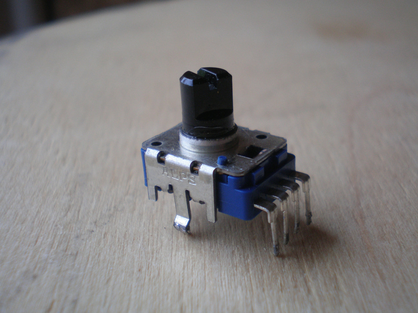 Tascam TSR 8 Vari-speed ALPS control pot