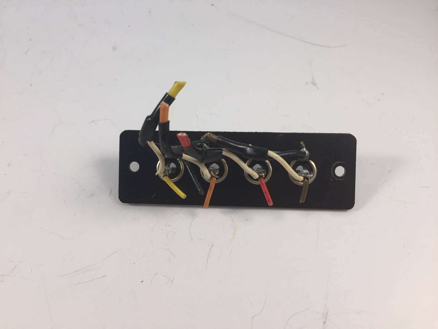 Tascam 22-4 4 way phono sockets