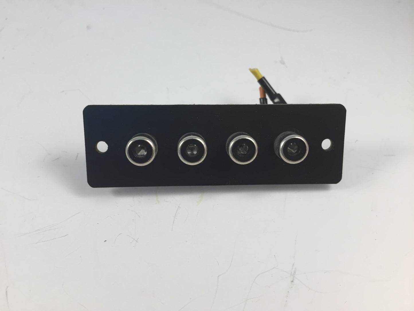 Tascam 22-4 4 way phono sockets
