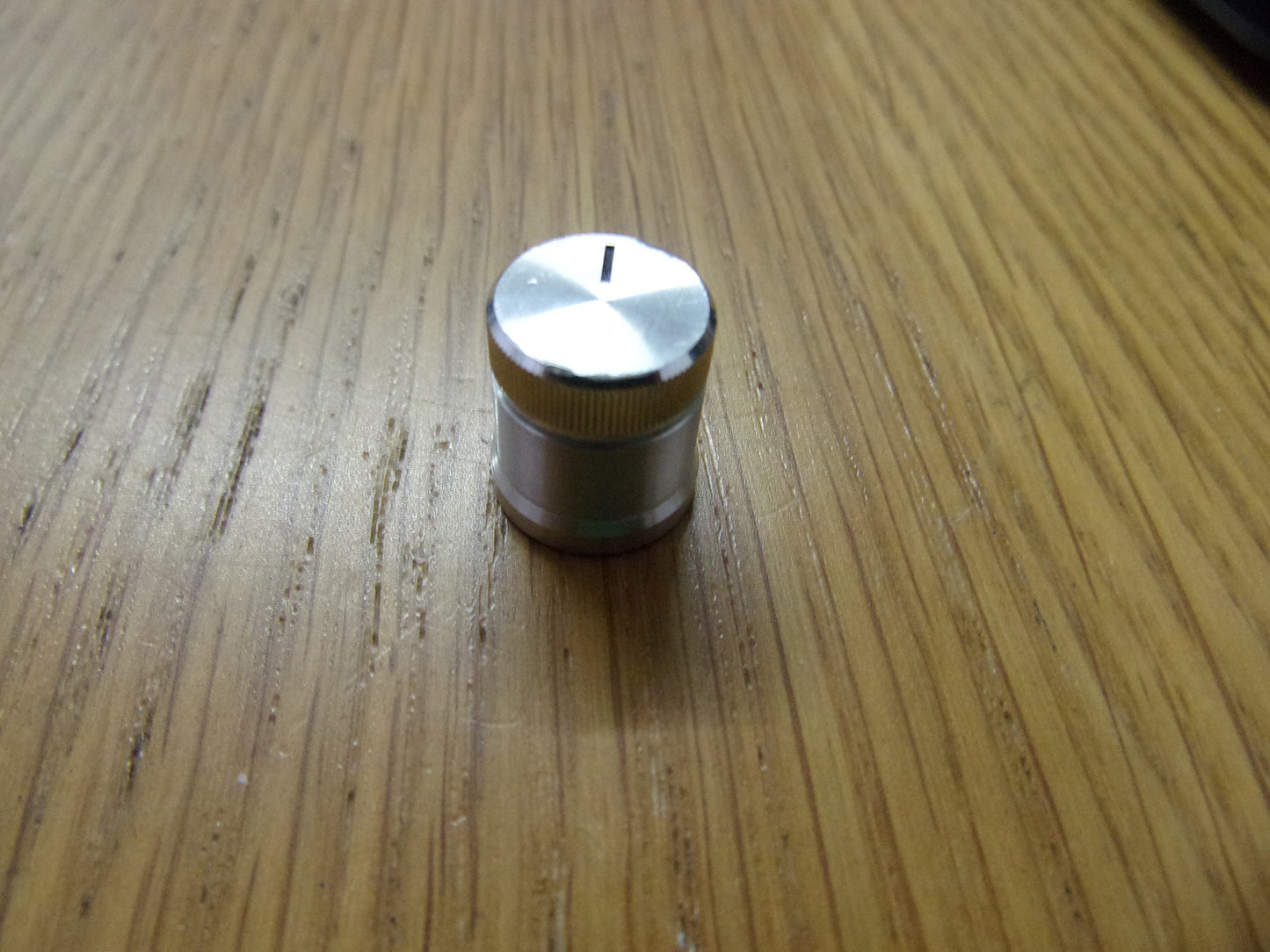 Tascam 122B memory or phones knob
