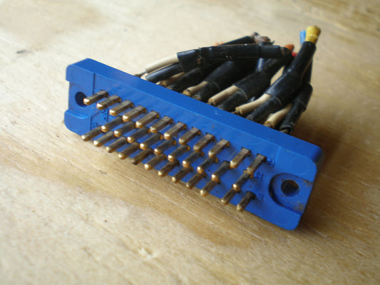 Hirose (HRS) 34 Pin male plug    P1334