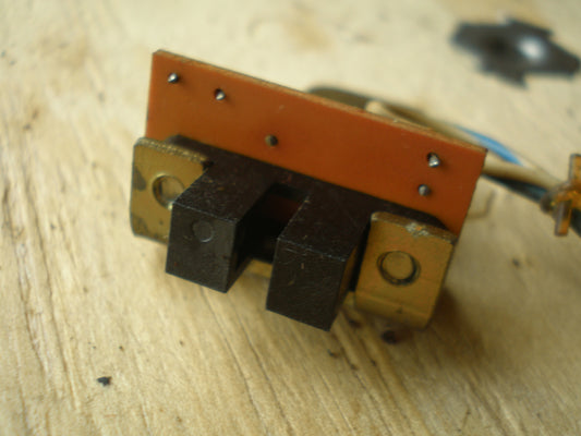 Teac 85-16 opto coupler ON1102