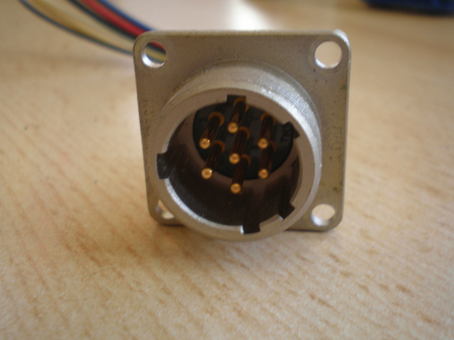 Tajimi TRC-16R7M 7 pin Male panel plug Teac 85-16
