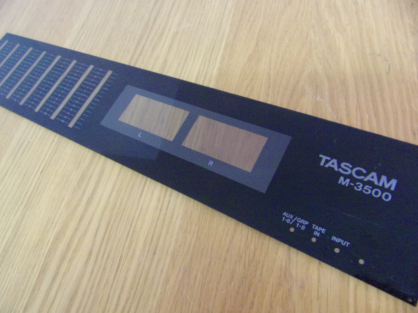 TASCAM 3500 Plastic panel Small VU end