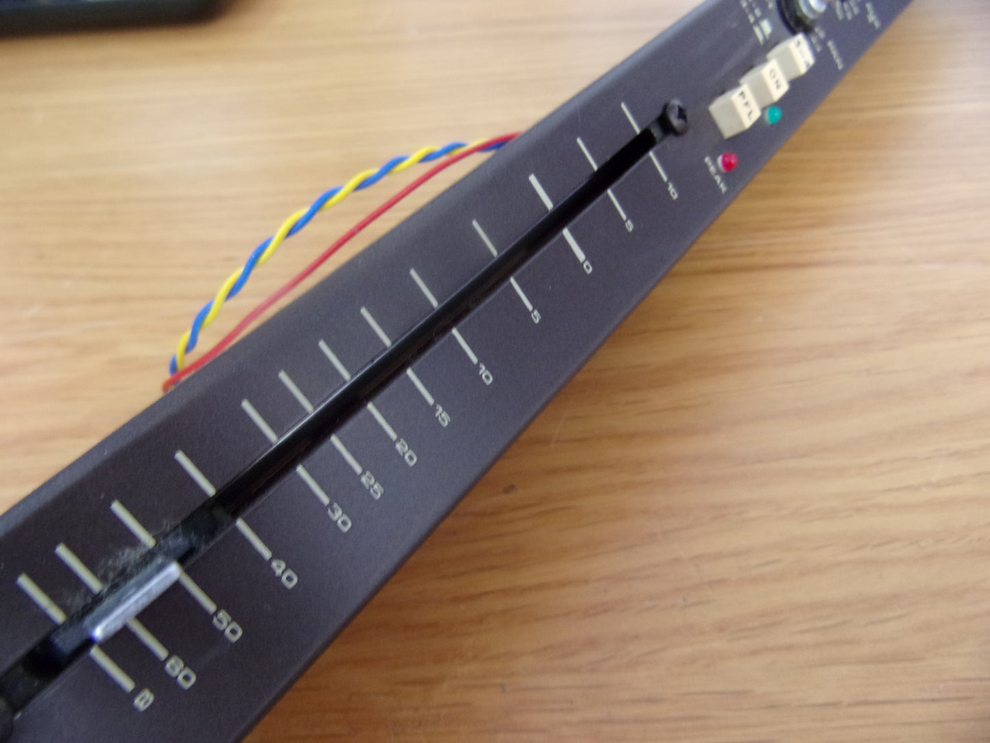 Soundcraft  200 series input module 2001