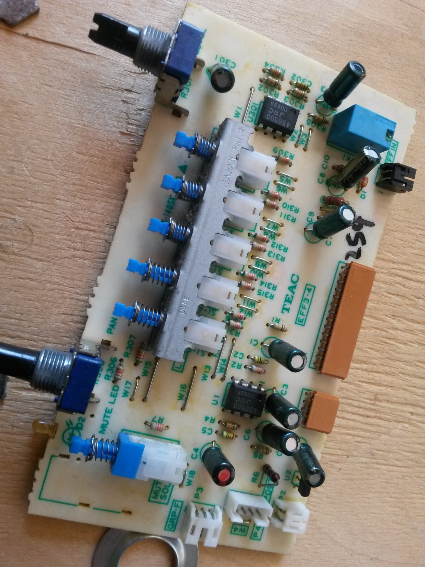 Tascam M2516 eff pcb 3-4 52103178-00
