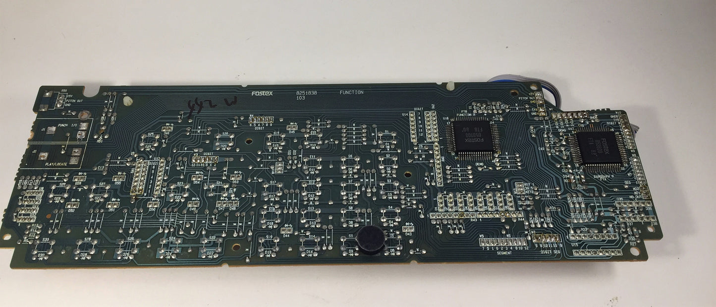 R8 function pcb 8251838 103 contains Fostex ics 053700 053800