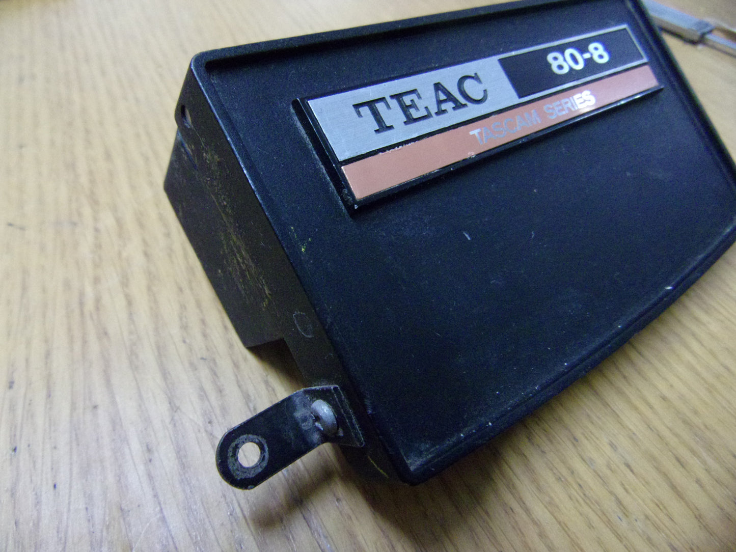 Teac 80-8 Head cover with side clip