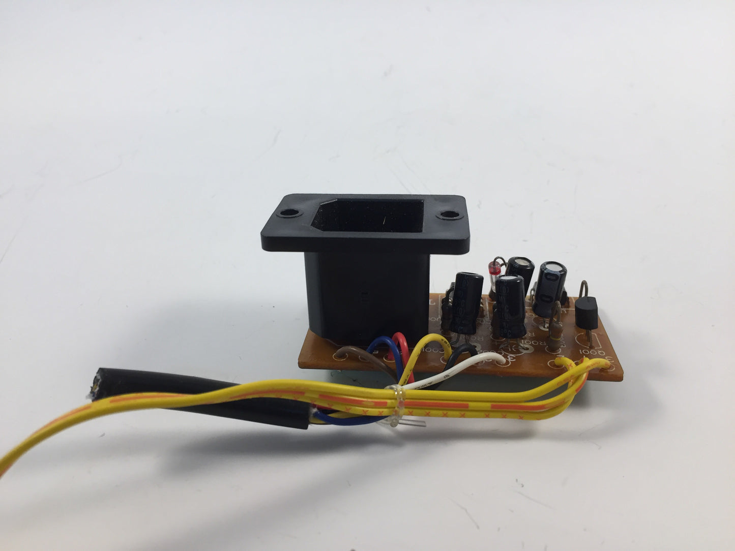 Teac DBX-4D Control socket pcb 52100989-00